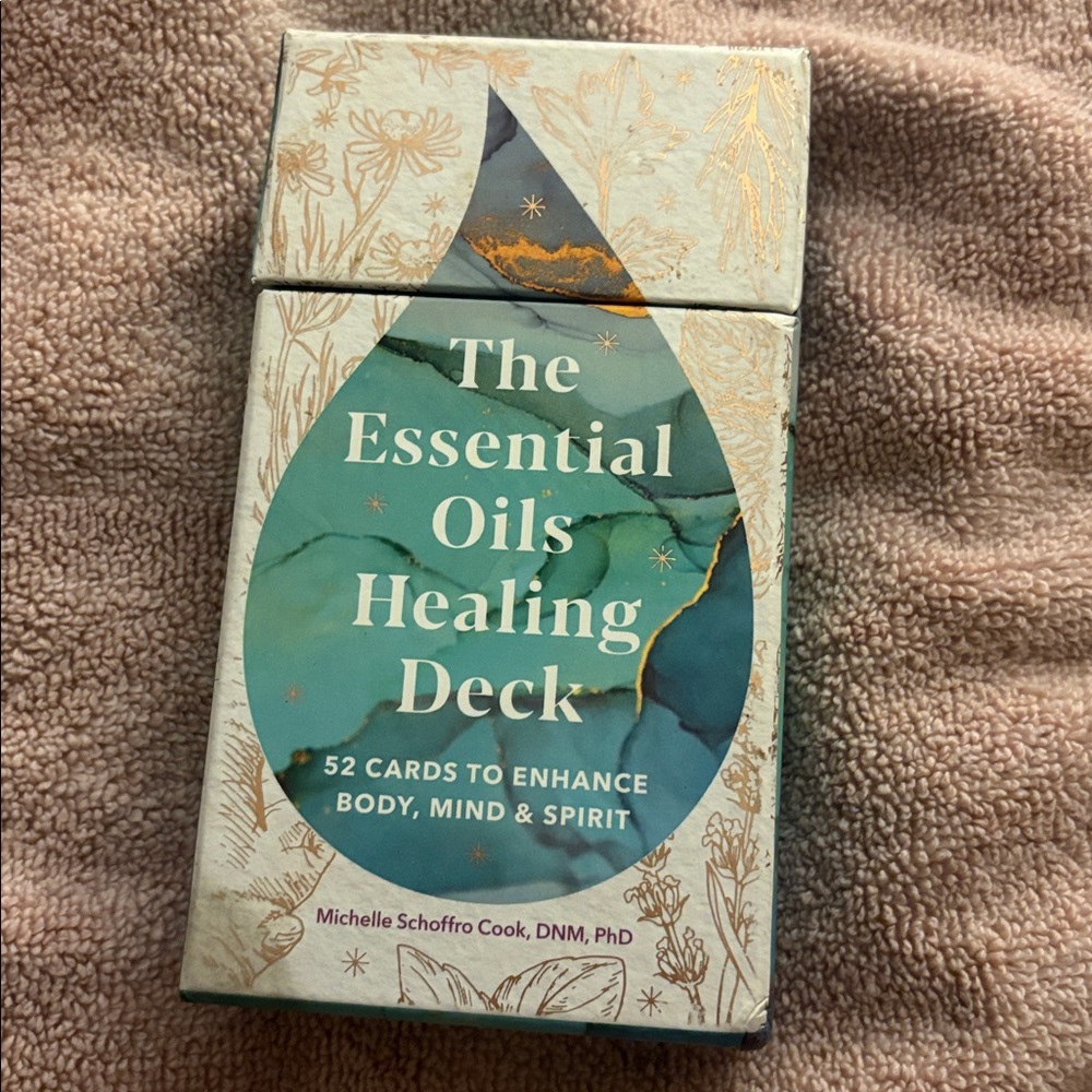 The Essential Oils Healing Deck all 52 cards